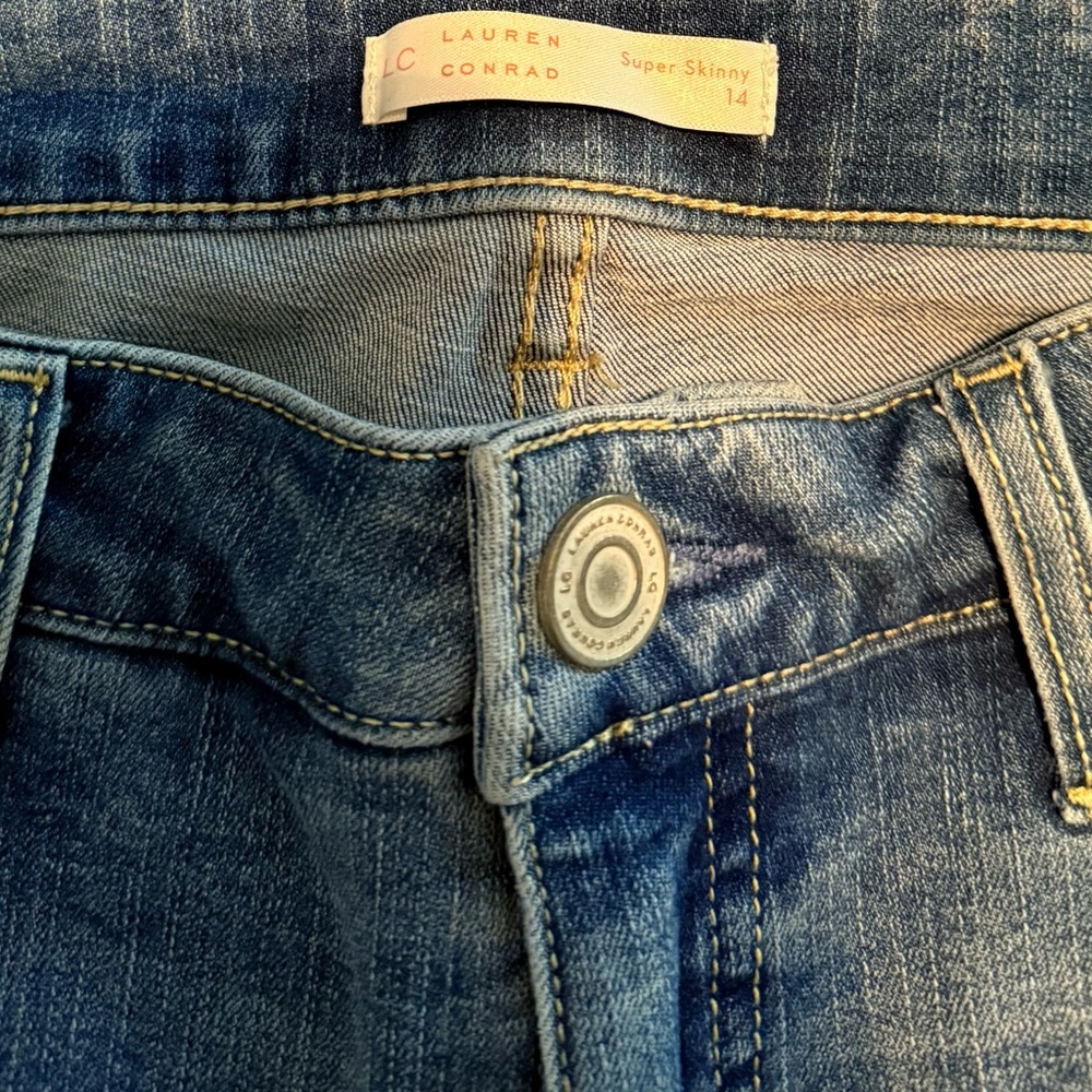 LC Lauren Conrad Distressed Denim Skinny Jeans - Picture 6 of 8